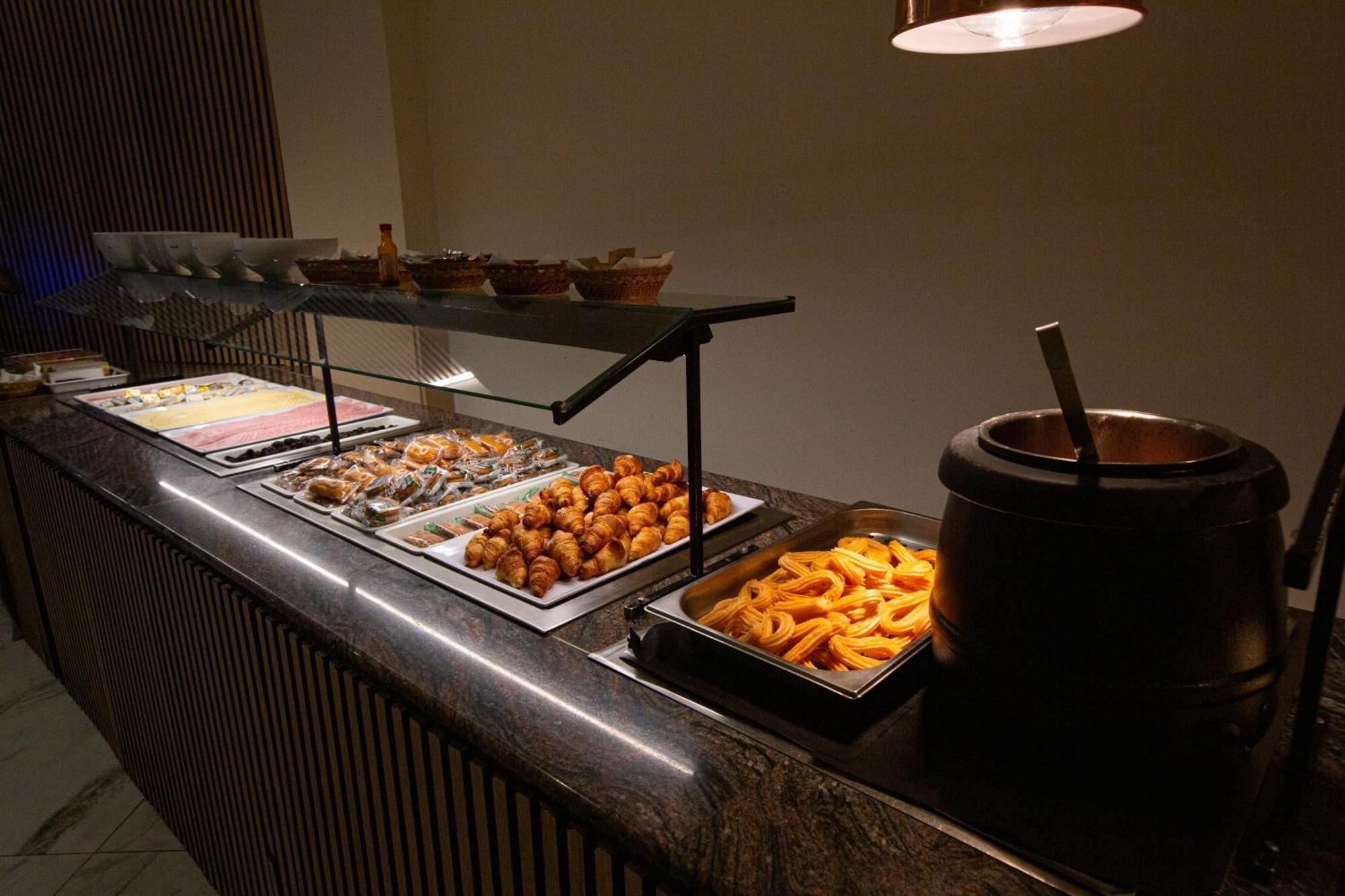 Fleming Playa Poniente Hotel Benidorm Ngoại thất bức ảnh